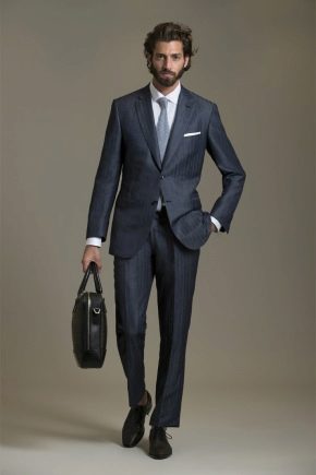 Italian suits for men: style features, brands, images