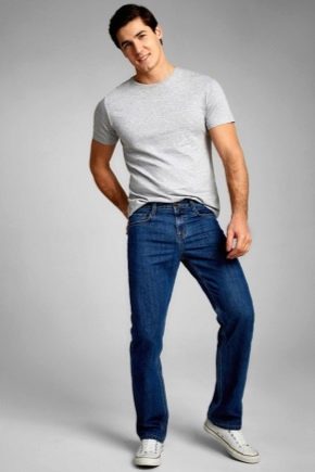 Classic men's jeans: how to choose and what to wear with?