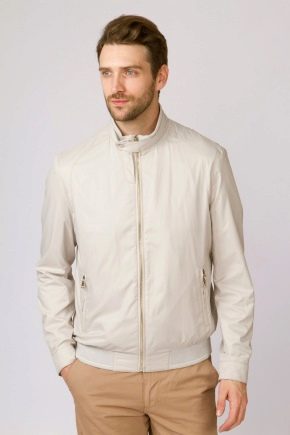 Men's summer windbreakers: how to choose and what to wear?