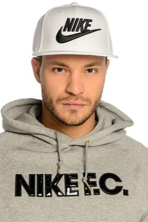 Nike men's baseball caps: models and tips for choosing