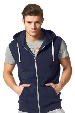 Men's sleeveless jackets with a hood: what are there, how to choose and what to wear with?