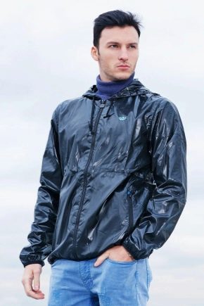 Men's windbreakers with a hood: types and features