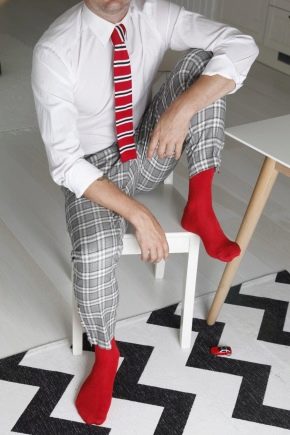 Tailles de chaussettes homme : quelles sont-elles et comment les connaître ?