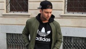 Sweats à capuche pour hommes par Adidas