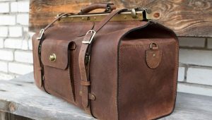 Men's bags: characteristics, fashion trends and features of choice