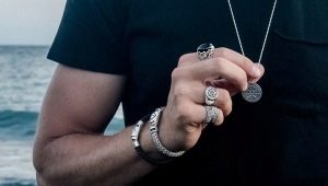 Men's silver rings: types, rules for choosing and wearing
