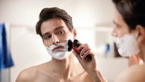 How to shave with an electric razor?