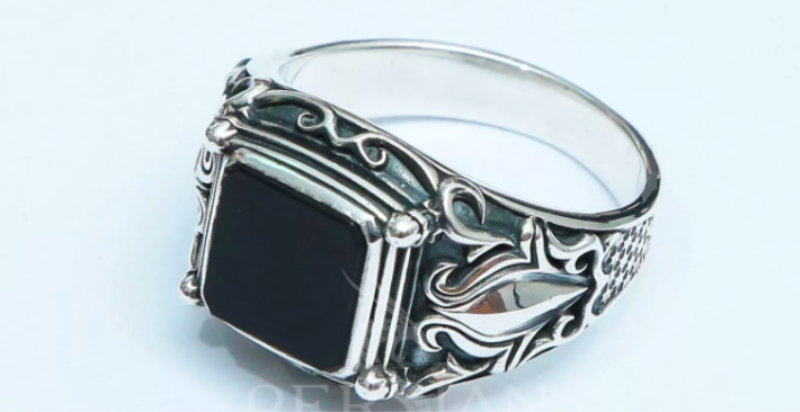 Men's agate rings: features of choice and wearing