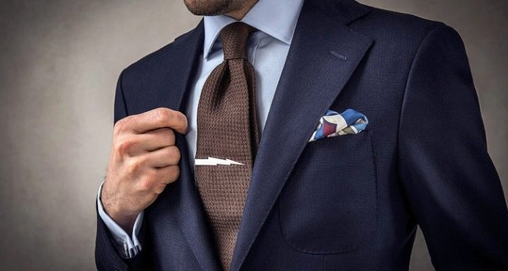 عقدة مزدوجة على ربطة عنق: ميزات وإرشادات خطوة بخطوة