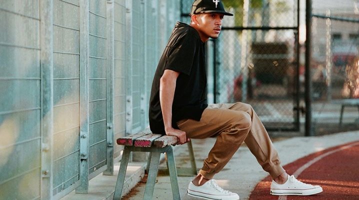 Men's joggers: a variety of models and secrets to choose from