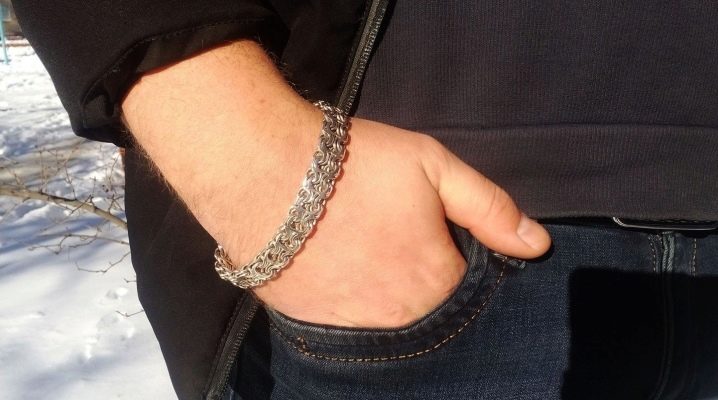 Silver men's chains on the hand: types and rules of care