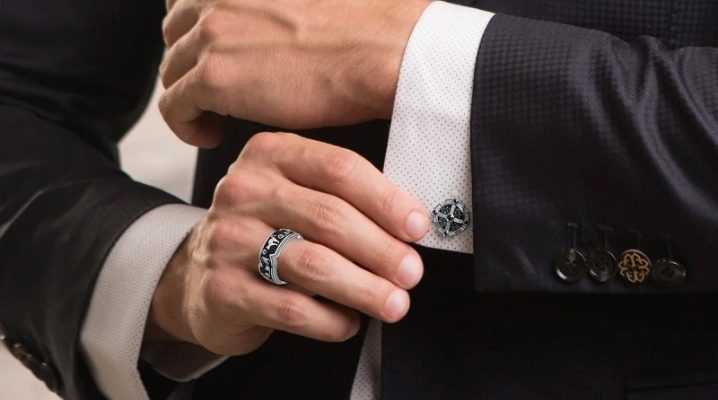 Men's jewelry: types and secrets of choice
