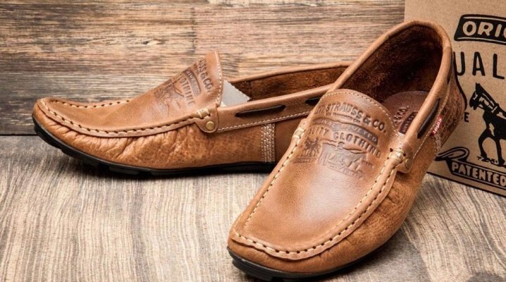 Men's leather loafers: features and choices