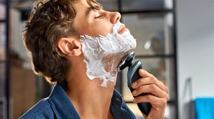 Wet shaving with an electric razor: pros and cons, general rules