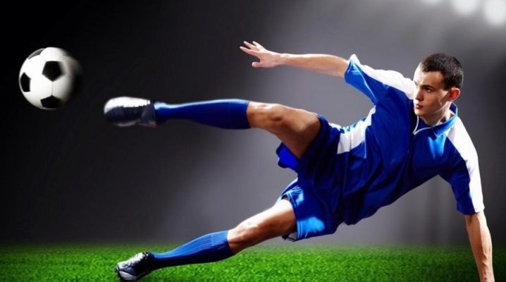 مهنة لاعب كرة القدم: الوصف ، المزايا والعيوب ، التطور الوظيفي