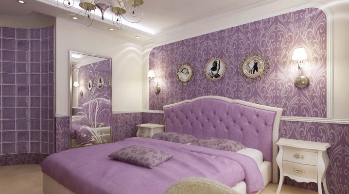 Lilac wallpaper in the bedroom