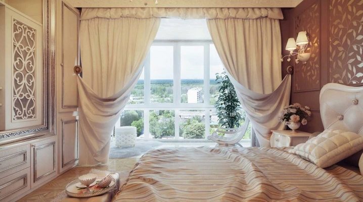 خيارات زخرفة النوافذ في غرفة النوم