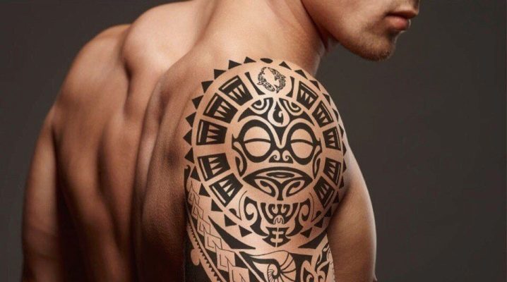 Description des tatouages ​​​​masculins dans le style de la Polynésie