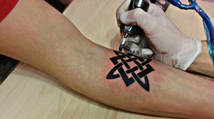 Tetovēšanas amuleti vīriešiem un to nozīme