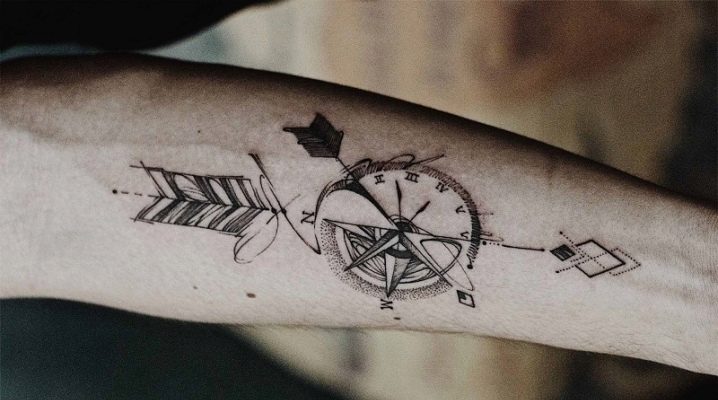 Kompasa tetovējumu veidi vīriešiem un to nozīme