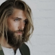 Options de coiffures pour hommes pour cheveux longs