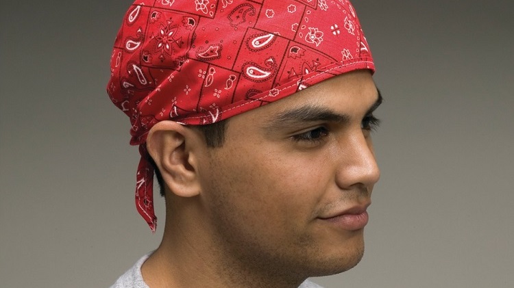 Pañuelos para la cabeza de los hombres: ¿cómo atar un pañuelo en la frente  y el cuello? ¿Cómo se usa el vendaje rojo?